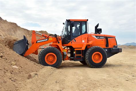 Doosan Offers New Dl220 5 Wheel Loader With High Lift Option