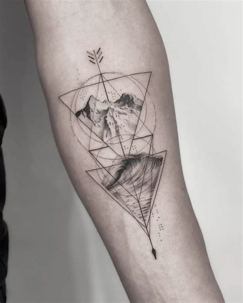 Share More Than 79 Geometric Mountain Tattoo Ineteachers