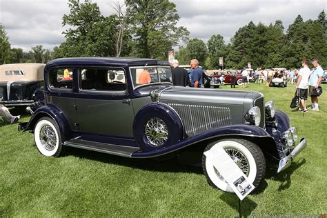 Pro obrázky z roku 1933 vizte category:1933. 1933 Auburn 12-165 Salon Gallery | Gallery | SuperCars.net