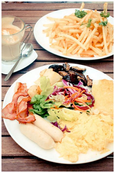 Foodagraphy. By Chelle.: L'Etoile Cafe
