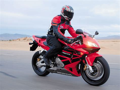 At the release time, manufacturer's suggested retail price (msrp) for the basic. 2003 Honda CBR 600 RR: pics, specs and information ...