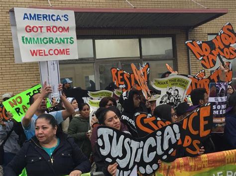Immigrants Face Maggots And Worse In Ice Detention In Nj Report Says