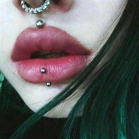 Pin By Alex On Bodypircy Face Piercings Vertical Labret Piercing Labret Piercing