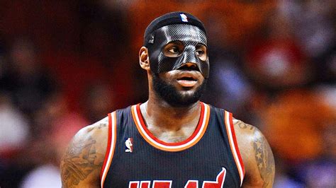 Lebron James Unreels 31 In Black Mask As Miami Heat Roll Espn