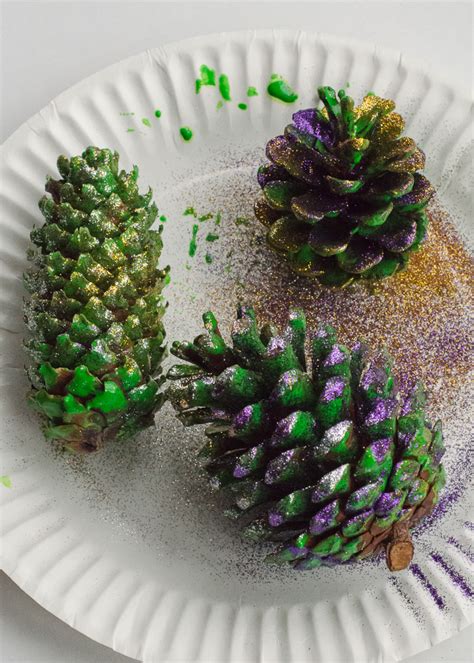 Natural Christmas Decorations Pine Cone Trees Growing
