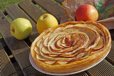 Conserver cette recette, c'est la plus simple. Petite tarte aux Pommes Rouge - Atelier de Brigitte ...
