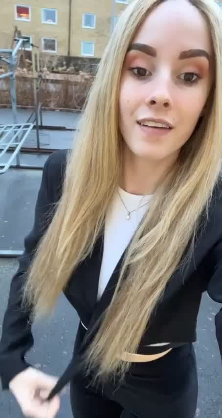 Just A Slutty Norwegian Teen Showing Off Her Body 🥰💕 Rpublicflashing