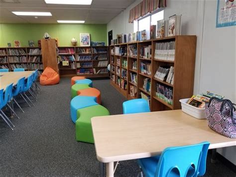 Lincoln Elementary School School Library