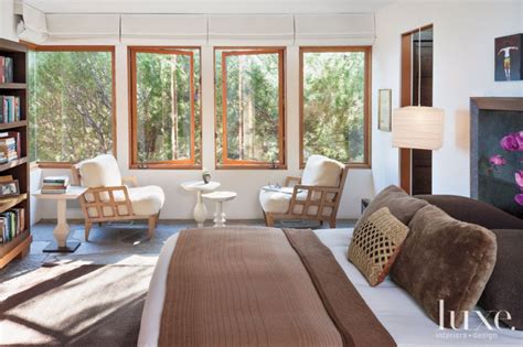 Intimate Master Bedroom Luxe Interiors Design