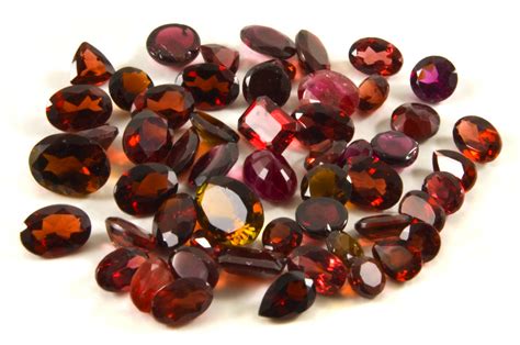 Synthetic Garnet Gemstone At Wholesale Prices At