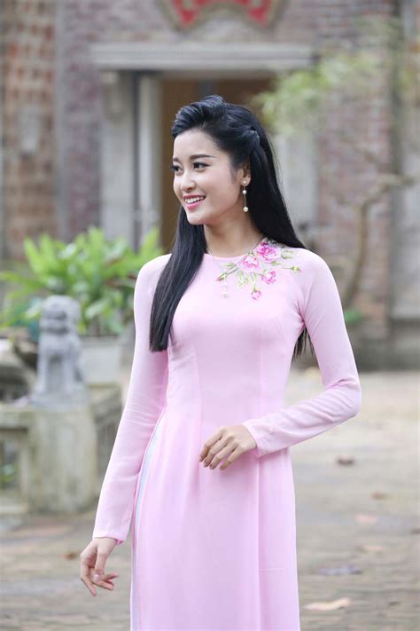 History Of The Ao Dai Costumes In Vietnam