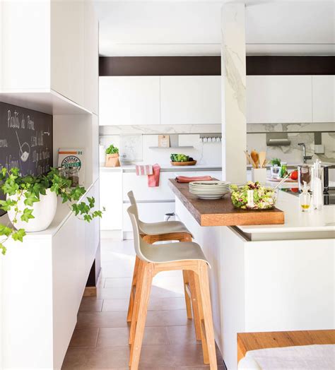 La última moda en los electrodomésticos y elementos de cocinas modernas pequeñas es el uso de electrodomésticos y. 246 Fotos de Cocinas con isla