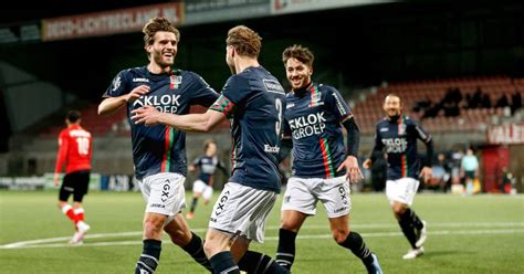 Compare form, standings position and many match statistics. Grootste uitzege in clubhistorie NEC tegen weerloos ...