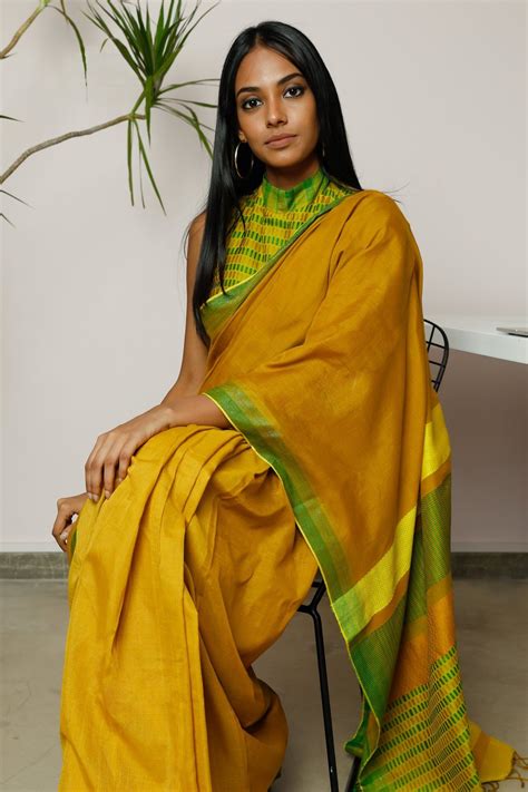 Dress Color For Dark Indian Skin Tone Dusky Skin Color Colors For Dark