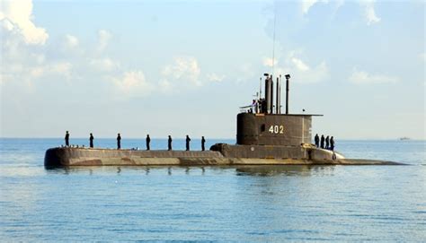 A submarine with 53 sailors went missing off the coast of the island of bali in indonesia, reuters reported referring to the commander of the country's armed forces, hadi tjahjanto. Indonesia to Boost Submarine Industry | National | Tempo ...