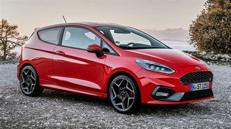 10 Ford Fiesta St 3 Door Hd Wallpapers And Backgrounds