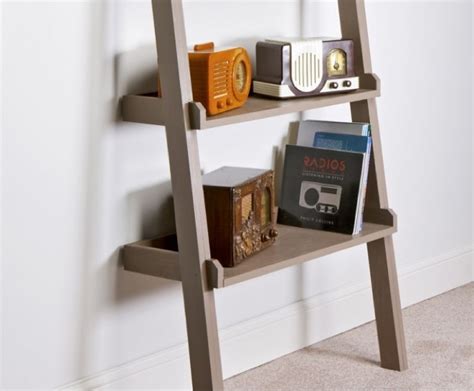 Découvrez ou redécouvrez nos gammes d'étagères pas chères : DIY : une étagère echelle ! - Initiales GG ...