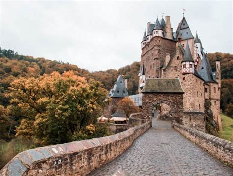 Burg Eltz Castle A Dreamy Fairy Tale Castle Miss Travelesque