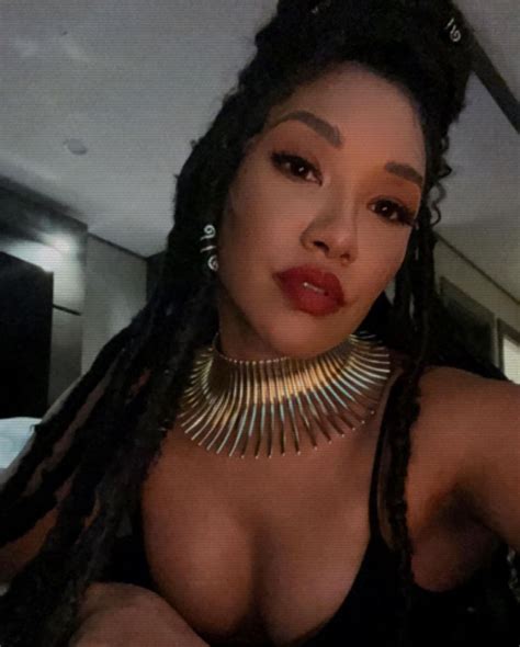 Sluts And Guts On Twitter Candice Patton The Flash Woc Sexy Free
