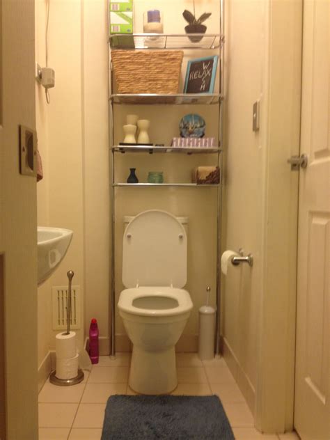 You Can Decorate And Organize A Small Powder Room