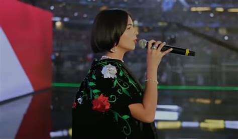 Pepe Aguilar aceptó que su hija la regó al entonar el Himno mexicano