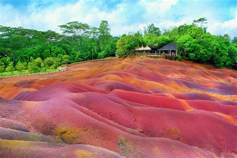 Rainbow World Amazing Images Of Earths Most Colourful Natural Wonders