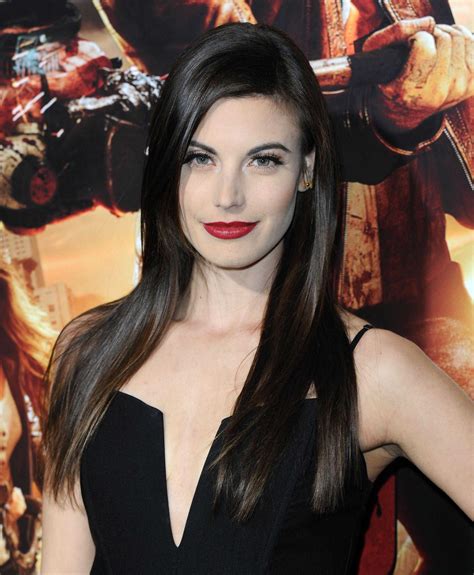 Hot Pictures Of Meghan Ory Will Hypnotise You With Her Exquisite