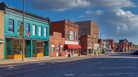 Looking South On S Main St Hillsboro Illinois A View O Flickr