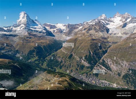 Zermatt Valley With Matterhorn Switzerland Stock Photo Alamy