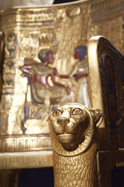Amazing King Tuts Golden Chair Stunning Egyptian King Tut Exhibit At