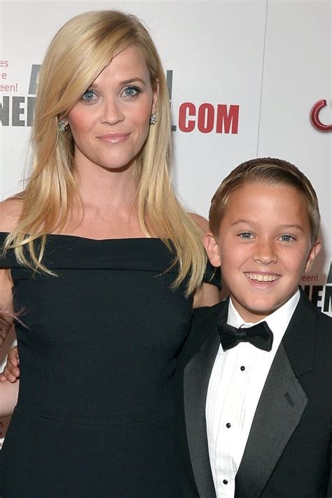 Reese Witherspoon And Deacon Phillippes Cutest Pictures Popsugar Celebrity