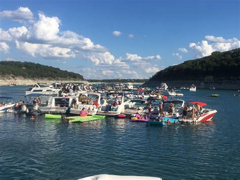 Lake Travis Party Boat Rentals Good Time Tours Party Boats Austin Tx