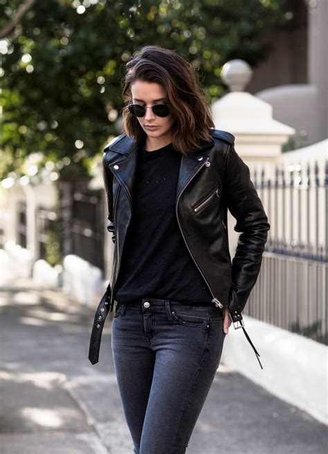 Female Leather Jacket Outfit Ideas In