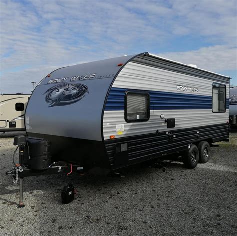 2020 Cherokee Grey Wolf 19sm Travel Trailer With Bed Slide Out