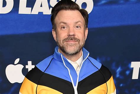 Jason Sudeikis Reprises ‘ted Lasso Dance At College Basketball Game