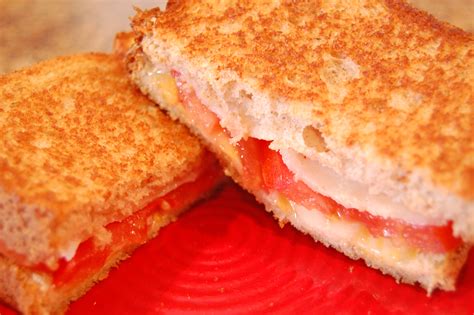 Grilled Cheese And Tomato Sandwich Eat At Home