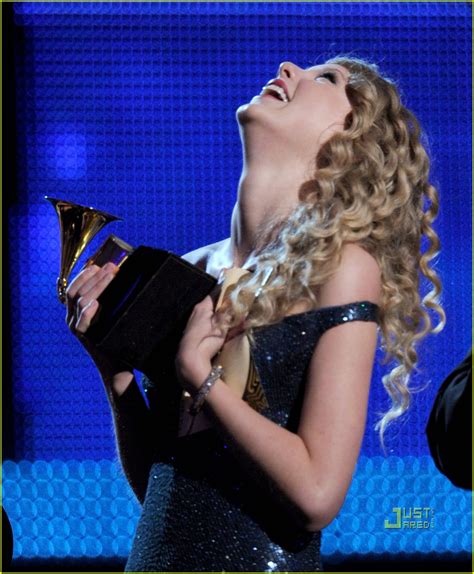 Taylor Swift Wins Album Of The Year Grammy For Fearless Photo 2413252 2010 Grammy Awards