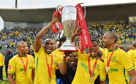 2016 cafcl & 2017 cafsc champions the sky's the limit follow our women's team@sundownsladies. Tribute To A Legend: Surprise Moriri - Mamelodi Sundowns ...