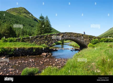 Tourist Crossing Butterbridge An Old Stone Single Arched Bridge Over
