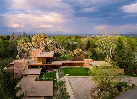 Pin By Amiee Gray On Architekture Residential Boulder House