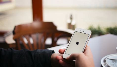 Juez Dice Que No Puede Obligar A Apple A Hackear El Iphone De Un Narco