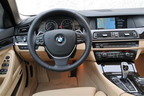 BMW 528i: Fewer Cylinders, Not That You’ll Notice - The New York Times