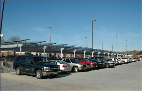 It adopts triangle supporting structure technology, which is very strong and secure. Parking-Canopy-2 - Secure Futures Solar