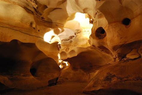 Longhorn Cavern Burnet Tx Outside Marble Falls Glass Bottom Boat