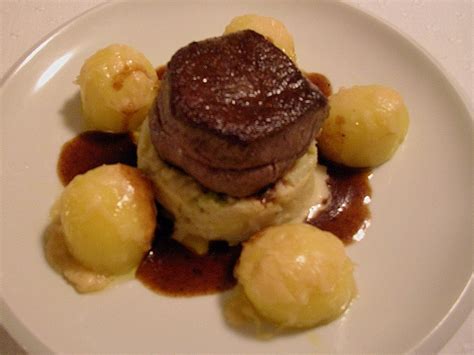 Rinderfilet Auf Wirsing Mit Parmesankartoffeln Chefkoch