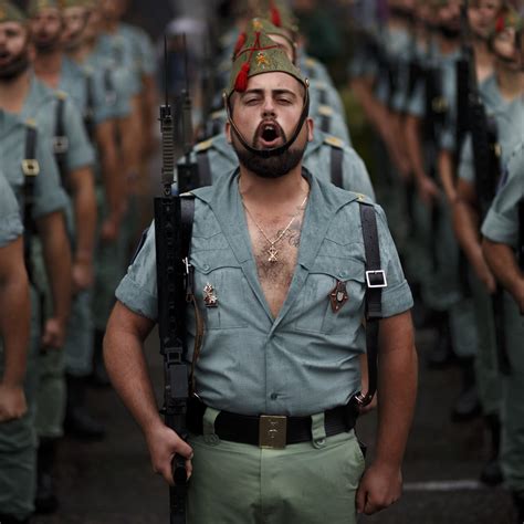 Házasság Bűntudat Bízzanak Spanish Military Uniforms Masaccio Szféra ásó