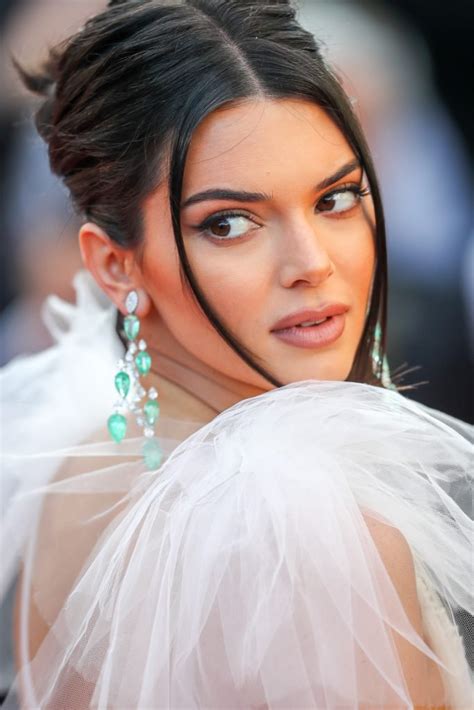 Kendall Jenner See Through Photos Gif The Sex Scene