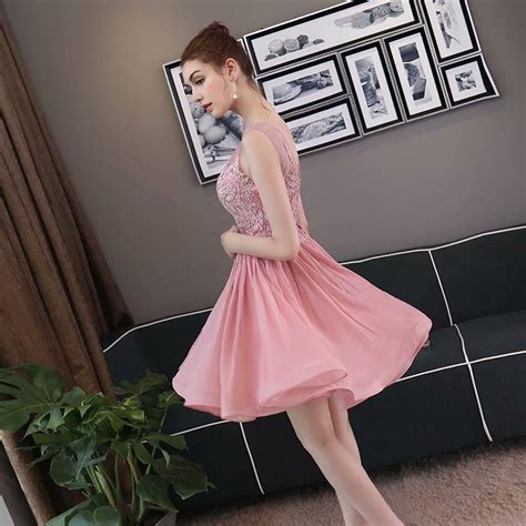 Women Shipping Pink Short Prom Dresses 2019 Sexy Sheer Neck Prom Dress