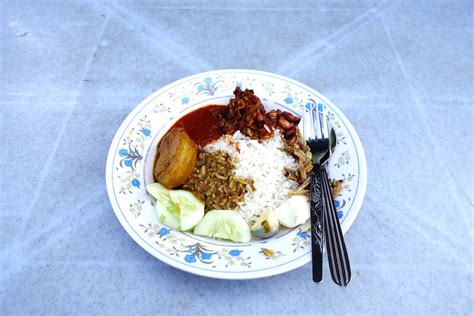 I made this widget at myflashfetish.com. Breakfast in Malaysia | Nasi lemak and kopi O ais (iced ...