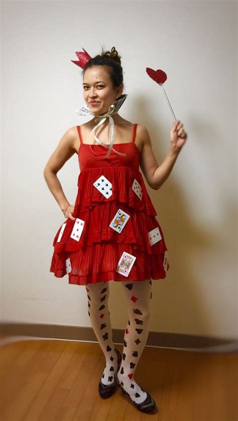 Diy despicable me minion costume + makeup! DIY Queen of Hearts costumes | Queen of hearts costume, Heart costume, Fashion